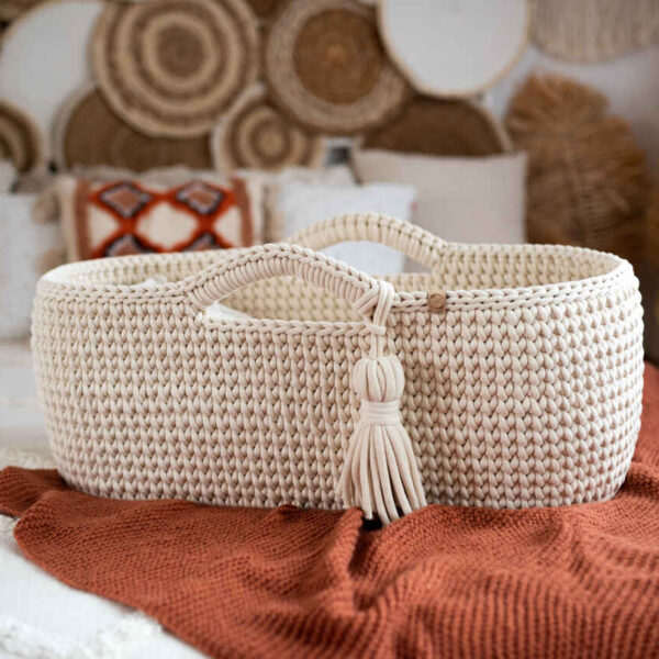 kosz mojżesza z frędzlem